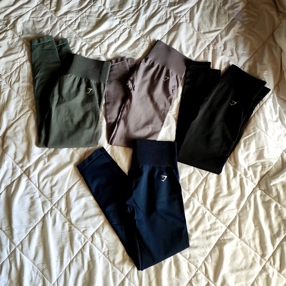 ❌️SOLD❌️ everyday seamless collections leggings bundle.  Medium. - Picture 2 of 14
